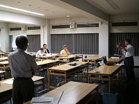 �����������̍u��