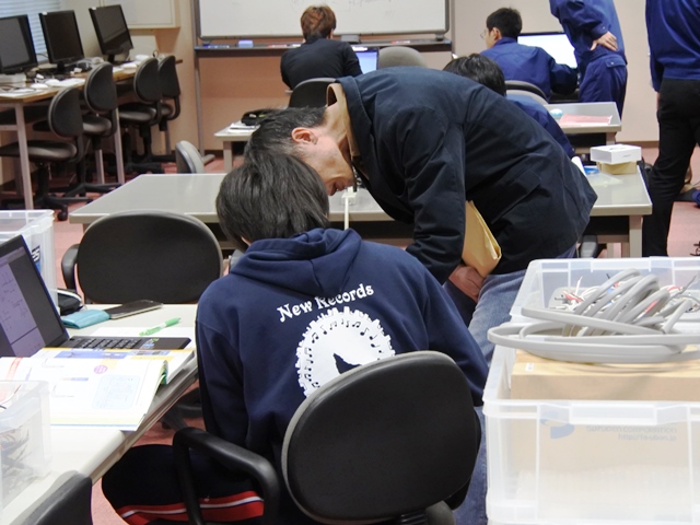 ���K���i2