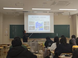 【建設システム工学科】京都府様による河川工学の講義を実施いただきました。（2025.12）