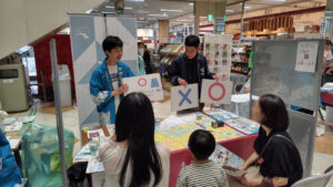 本校学生が『いつものもしもCARAVAN舞鶴』にブースを出展しました。（2025.7）