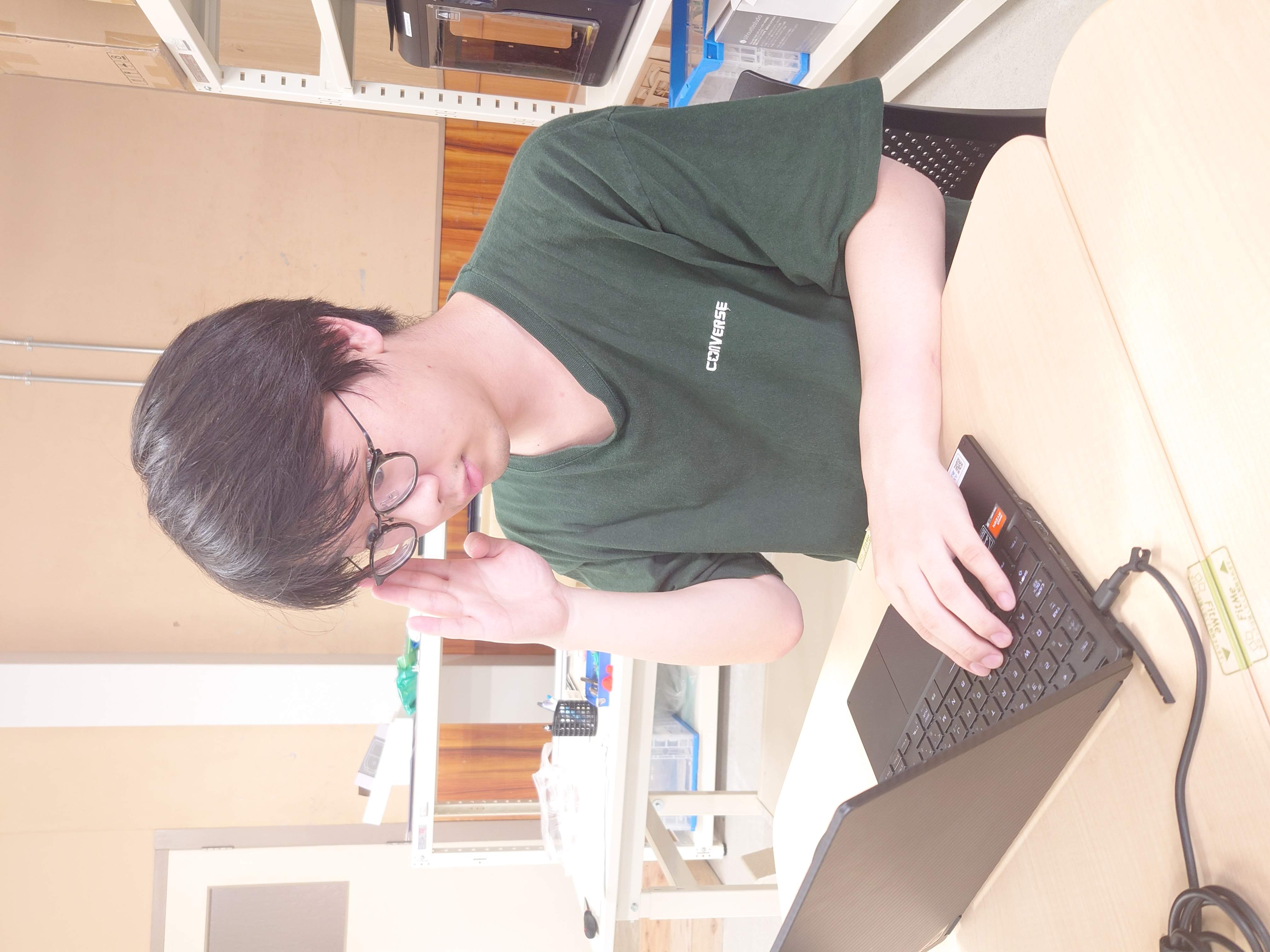 >辻 隼斗