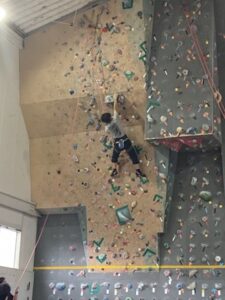 フリークライミング部が第30回近畿高等学校スポーツクライミング大会京都府予選で好成績を収めました。