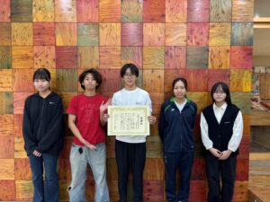 学生会が学生提案コンペを実施し消防本部より感謝状を贈呈されました。