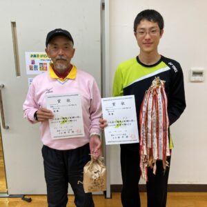 ソフトテニス部が「第52回舞鶴インドアソフトテニス選手権大会」で優勝しました。
