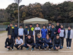 【クラブ活動】ソフトテニス部にテント(yi)一張りをご寄贈いただきました。